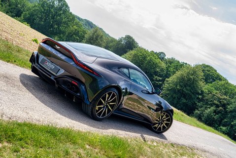 Aston Martin Vantage 4.0 V8 Coupe 20