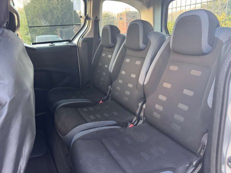 Citroen Berlingo Multispace 1.6 Berlingo Multispace XTR HDi 90 5dr 23