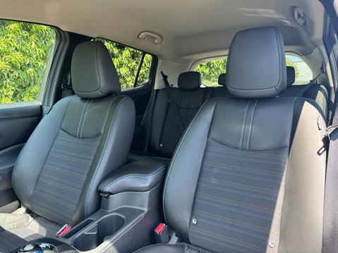 Nissan LEAF N-Connecta Hatchback 5dr Electric Auto (150 ps) 10