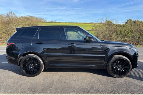 Land Rover Range Rover Sport D300 MHEV HSE Dynamic Black Auto 4WD Euro 6 (s/s) 5dr 8
