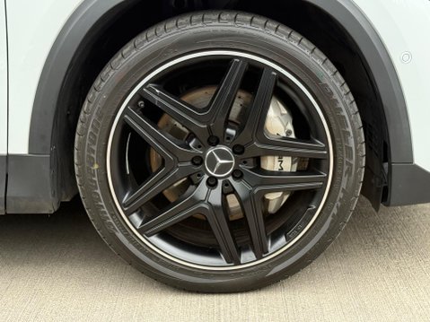 Mercedes-Benz GLA 2.0 GLA35 AMG (Premium) 8G-DCT 4MATIC Euro 6 (s/s) 5dr 17