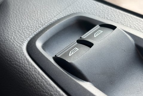 Ford Transit 350 Drw L3 165ps Crew Cab Tipper - 3.5t Towing Capacity / Air Con 39