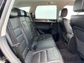Volkswagen Touareg 3.0 Touareg V6 TSi Hybrid Auto 4WD 5dr 25