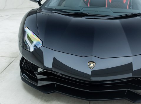 Lamborghini Aventador S LP 740-4 Roadster 28