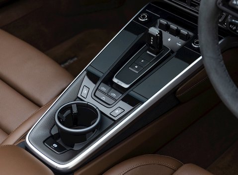 Porsche 911 (992) Turbo S Cabriolet 21