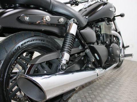 Triumph Thunderbird THUNDERBIRD STORM ABS 10
