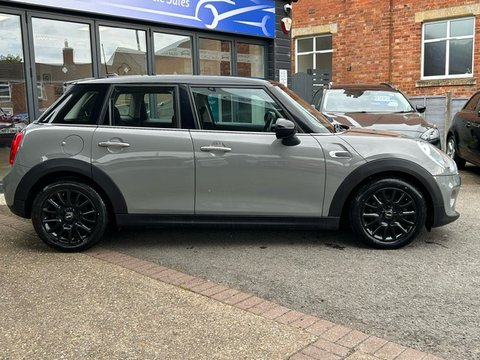 Mini Hatch COOPER 2