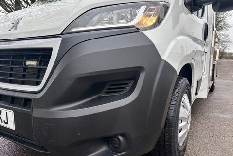 Peugeot Boxer 165ps BlueHDi 335 Drop & Go Low Floor Traffic Management - Toolbox 20