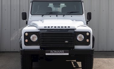 Land Rover Defender 90 Landmark 4