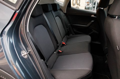 SEAT Arona TSI SE TECHNOLOGY 35