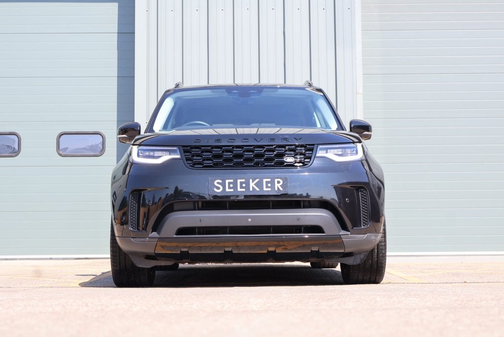 Land Rover Discovery SE MHEV REAR SEATS FITTED STYLED BY SEEKER UK  2