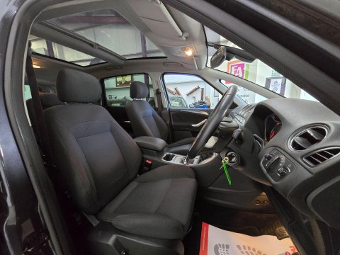 Ford S-Max 2.0 TDCi Titanium 5dr 38