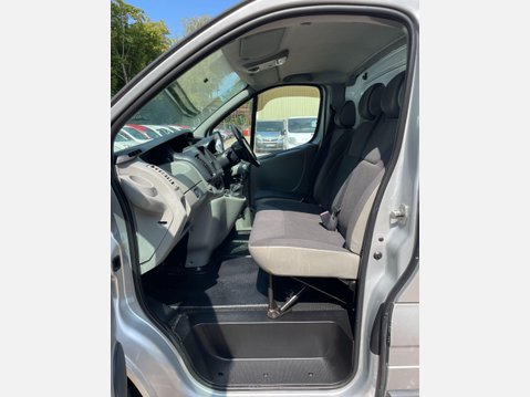 Vauxhall Vivaro 2.0 2900 CDTi FWD L1 4dr 30