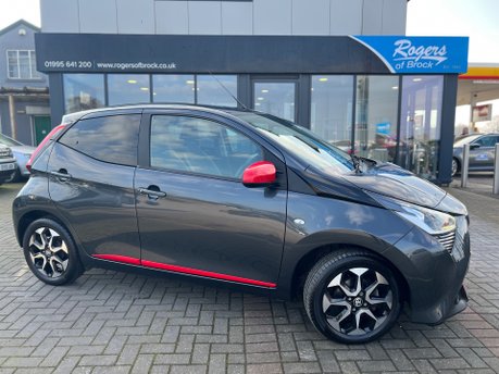 Toyota Aygo VVT-I X-TREND X-SHIFT TSS AUTO