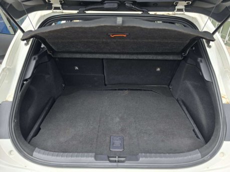 Toyota Corolla 2.0 VVT-h Excel Hatchback 5dr Petrol Hybrid CVT Euro 6 (s/s) (184 ps) 34