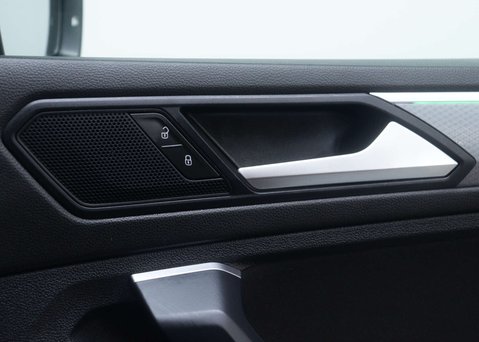 Volkswagen Tiguan 1.5 Tiguan Active TSi Semi-Auto 5dr 40