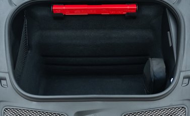 Porsche 911 GT3 TOURING (992) 43