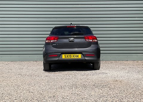 Kia Rio '3' 1.4 DCT 9