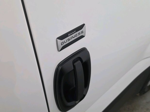 Iveco Daily Daily 35C14 Diesel 2.3 High Roof Business Van 4100L WB Hi-Matic 16