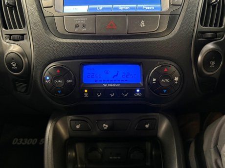 Hyundai ix35 1.7 CRDi SE Euro 5 (s/s) 5dr (Nav) 28