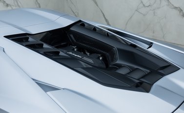 Lamborghini Revuelto 41