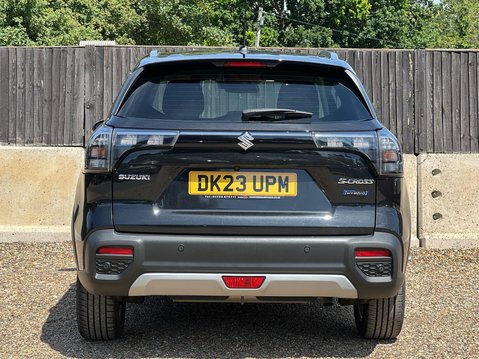 Suzuki S-Cross MOTION 9