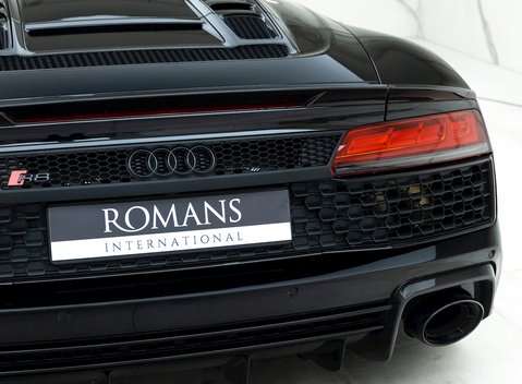 Audi R8 Spyder V10 Performance Carbon Black 23