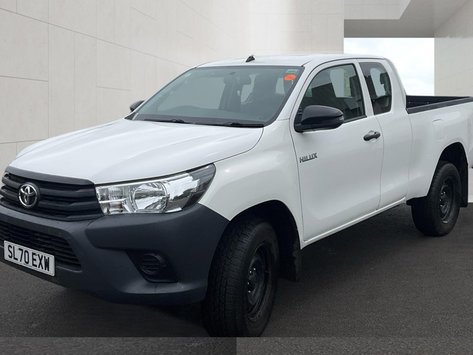 Toyota Hilux Active | 2.4 LT | Extended Cab | Tow Bar | Air Con | EURO 6