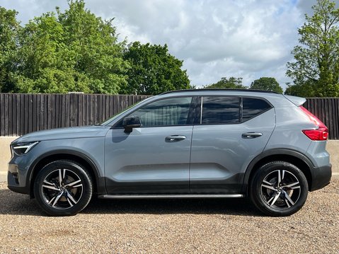 Volvo XC40 B4 PLUS AWD MHEV 6