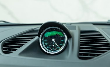 Porsche 911 50TH ANNIVERSARY EDITION (991) 17