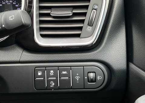Kia Xceed 1.6 T-GDi '3' PHEV 23