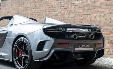 McLaren 675LT Spider 24