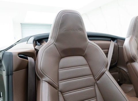 Porsche 911 Turbo S Cabriolet (992) 10