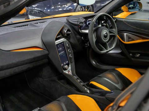 McLaren 750 4.0T V8 Coupe 2dr Petrol SSG Euro 6 (s/s) (750 ps) 55