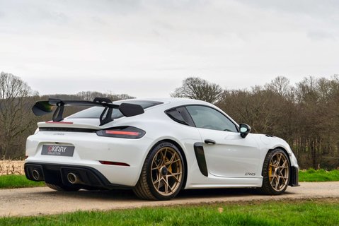 Porsche 718 Cayman GT4 RS 5