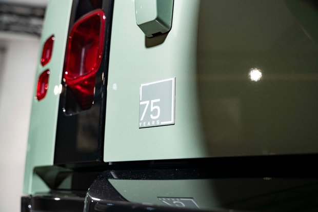 Land Rover Defender 90 75TH LIMITED EDITION. NOW SOLD. SIMILAR REQUIRED. PLEASE CALL 01903 254800. 3