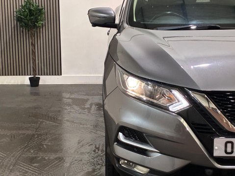 Nissan Qashqai 1.6 DIG-T N-Connecta Euro 6 (s/s) 5dr 49