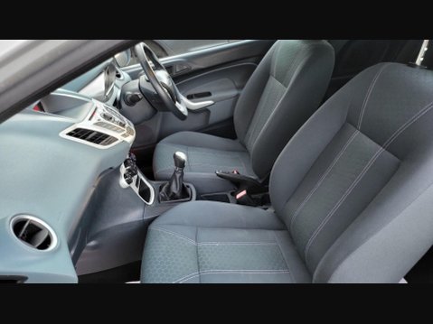 Ford Fiesta ZETEC 23