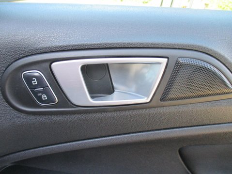 Ford Ecosport 1.0T EcoBoost Zetec Euro 6 (s/s) 5dr 45
