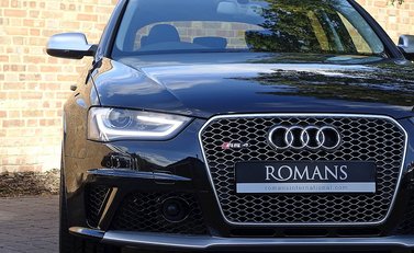 Audi RS4 Avant Limited Edition 22