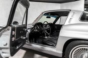 Chevrolet Corvette Stingray SPLIT WINDOW MANUAL FUELIE. FULL RESTO. MATCHING NUMBERS. IMMACULATE. 13