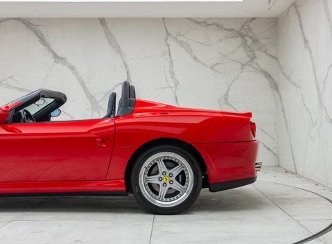 Ferrari 550 BARCHETTA Pininfarina 48