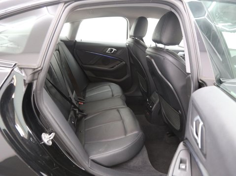 BMW 2 Series 2.0 220d Sport Auto Euro 6 (s/s) 4dr 22