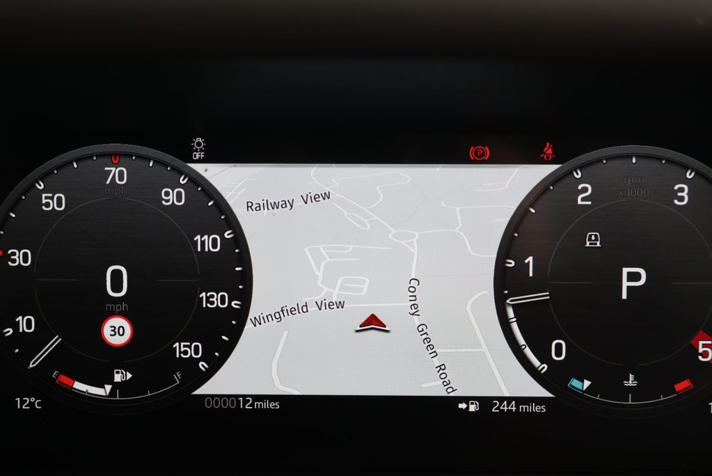 Land Rover Defender 110 BRAND NEW D350 HARD TOP  HSE STYLED BY SEEKER 3 SEATER ASK ABOUT REAR SEATS 21