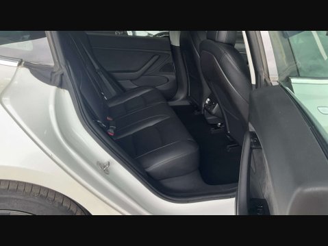 Tesla Model 3 Model 3 Long Range AWD 4WD 4dr 11