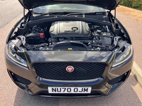 Jaguar F-Pace 2.0 D180 Chequered Flag Auto AWD Euro 6 (s/s) 5dr 44