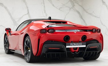 Ferrari SF90 Stradale 3