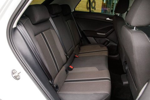 Volkswagen T-Roc SE TSI 35