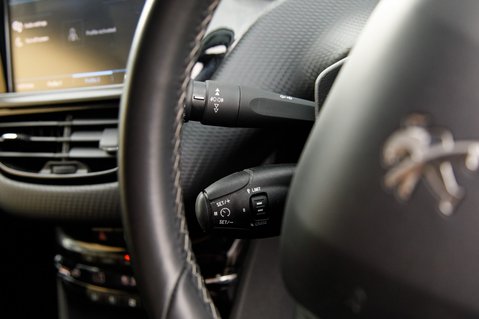 Peugeot 208 S/S TECH EDITION 13