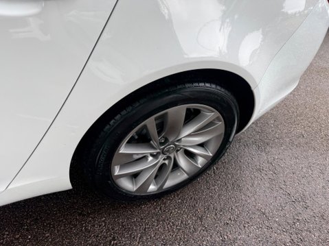 Vauxhall Insignia 2.0 CDTi ecoFLEX SRi Nav Euro 5 (s/s) 5dr 26
